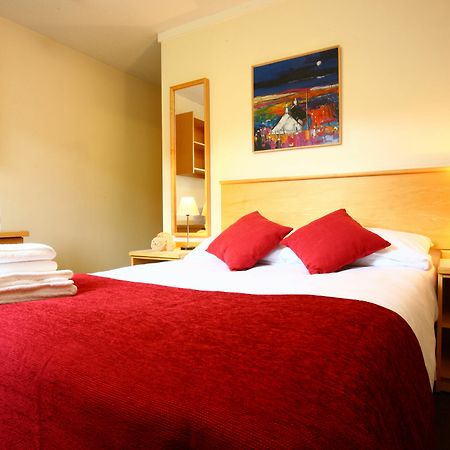 Agnes Blackadder Hall - Campus Accommodation Сент-Андрус Экстерьер фото